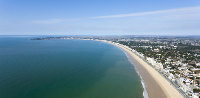 LA BAULE